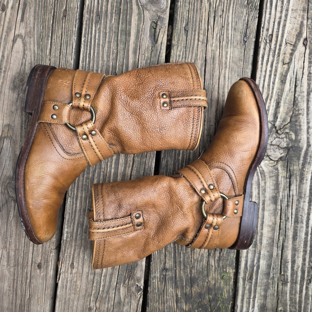 Frye Maxine Trapunto Shortie Boots – Distressed Leather – Size 6.5 - Picture 9 of 11